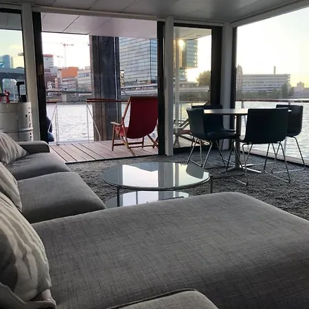 Apartment Wunderschones Hausboot Im Medienhafen *